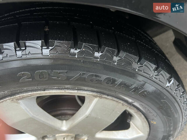 Черный Шевроле Эпика, объемом двигателя 1.99 л и пробегом 137 тыс. км за 6500 $, фото 2 на Automoto.ua