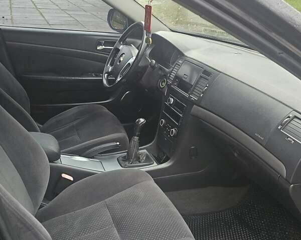 Черный Шевроле Эпика, объемом двигателя 2.49 л и пробегом 240 тыс. км за 3200 $, фото 15 на Automoto.ua