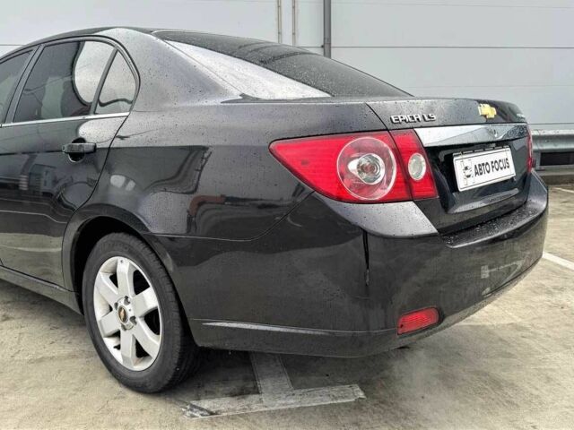 Черный Шевроле Эпика, объемом двигателя 2 л и пробегом 110 тыс. км за 5790 $, фото 5 на Automoto.ua