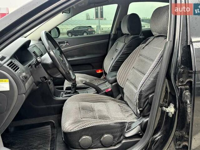 Чорний Шевроле Епіка, об'ємом двигуна 2 л та пробігом 110 тис. км за 5790 $, фото 8 на Automoto.ua