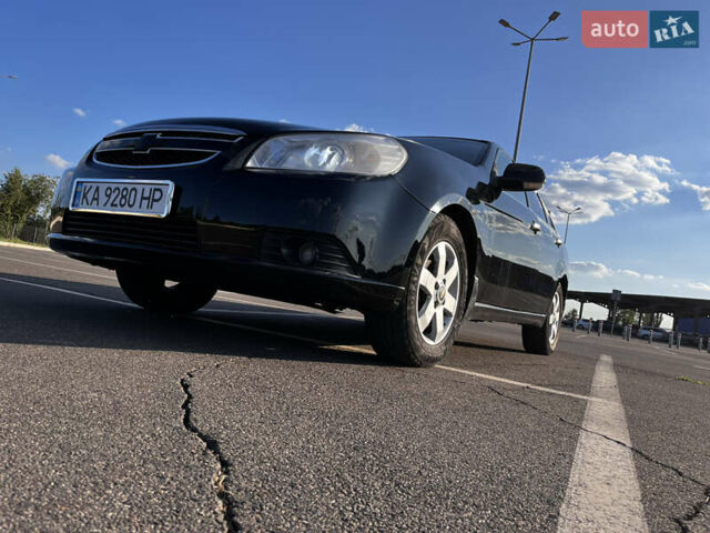 Черный Шевроле Эпика, объемом двигателя 1.99 л и пробегом 247 тыс. км за 5900 $, фото 3 на Automoto.ua