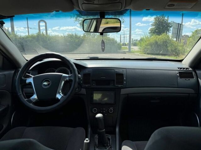 Черный Шевроле Эпика, объемом двигателя 2 л и пробегом 249 тыс. км за 5300 $, фото 2 на Automoto.ua