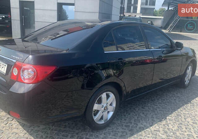 Черный Шевроле Эпика, объемом двигателя 2 л и пробегом 178 тыс. км за 4000 $, фото 8 на Automoto.ua