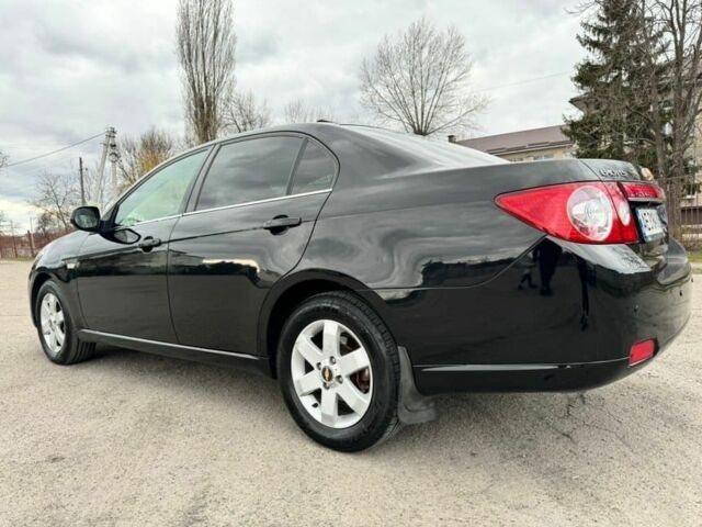 Чорний Шевроле Епіка, об'ємом двигуна 2 л та пробігом 283 тис. км за 5300 $, фото 5 на Automoto.ua