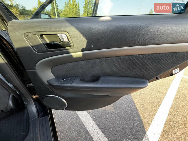 Черный Шевроле Эпика, объемом двигателя 1.99 л и пробегом 247 тыс. км за 5900 $, фото 20 на Automoto.ua