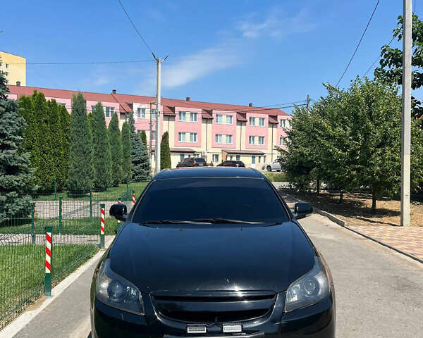 Черный Шевроле Эпика, объемом двигателя 1.99 л и пробегом 314 тыс. км за 3999 $, фото 1 на Automoto.ua