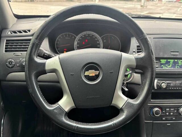 Черный Шевроле Эпика, объемом двигателя 2 л и пробегом 110 тыс. км за 5790 $, фото 14 на Automoto.ua