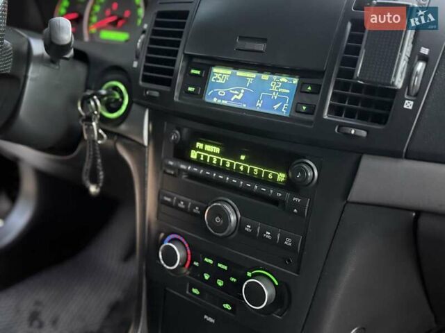 Чорний Шевроле Епіка, об'ємом двигуна 1.99 л та пробігом 186 тис. км за 3999 $, фото 45 на Automoto.ua