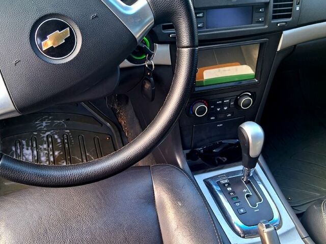 Чорний Шевроле Епіка, об'ємом двигуна 2.5 л та пробігом 0 тис. км за 5500 $, фото 4 на Automoto.ua