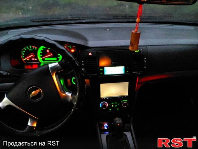 Чорний Шевроле Епіка, об'ємом двигуна 2 л та пробігом 307 тис. км за 4700 $, фото 9 на Automoto.ua