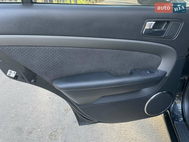 Черный Шевроле Эпика, объемом двигателя 2 л и пробегом 190 тыс. км за 4950 $, фото 59 на Automoto.ua