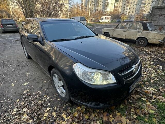 Черный Шевроле Эпика, объемом двигателя 2 л и пробегом 236 тыс. км за 4099 $, фото 4 на Automoto.ua