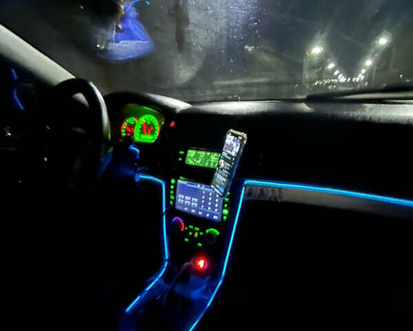 Черный Шевроле Эпика, объемом двигателя 1.99 л и пробегом 281 тыс. км за 5500 $, фото 5 на Automoto.ua