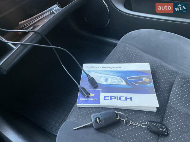Черный Шевроле Эпика, объемом двигателя 2 л и пробегом 190 тыс. км за 4950 $, фото 77 на Automoto.ua