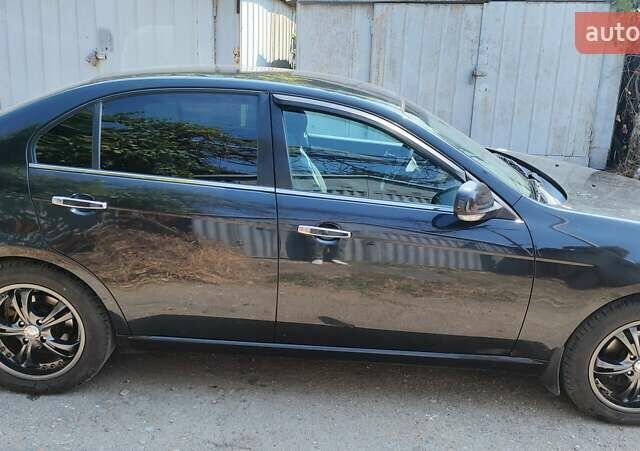 Черный Шевроле Эпика, объемом двигателя 2.5 л и пробегом 113 тыс. км за 8000 $, фото 8 на Automoto.ua