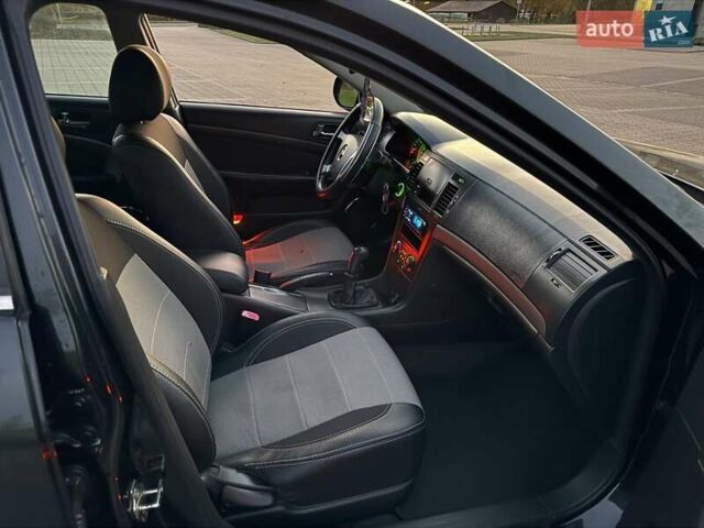 Черный Шевроле Эпика, объемом двигателя 1.99 л и пробегом 191 тыс. км за 5600 $, фото 16 на Automoto.ua