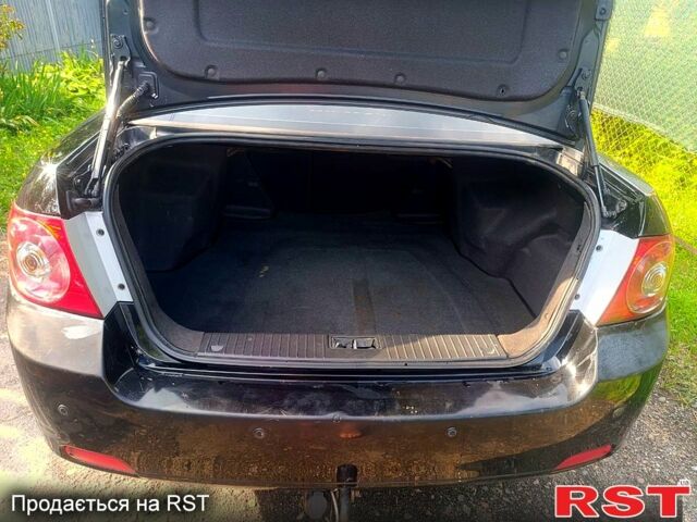 Черный Шевроле Эпика, объемом двигателя 2 л и пробегом 201 тыс. км за 3700 $, фото 5 на Automoto.ua