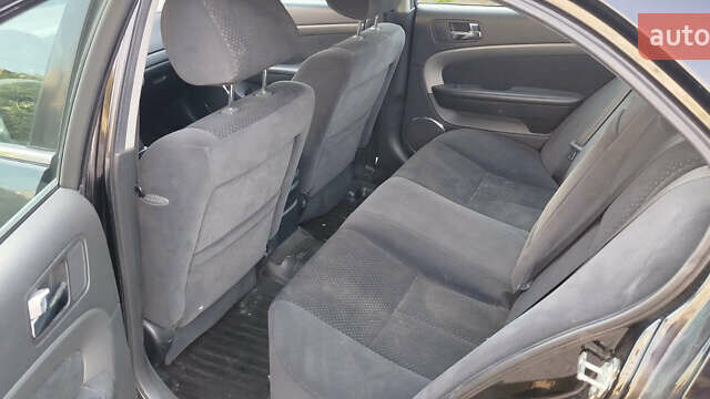 Черный Шевроле Эпика, объемом двигателя 2 л и пробегом 152 тыс. км за 5900 $, фото 6 на Automoto.ua