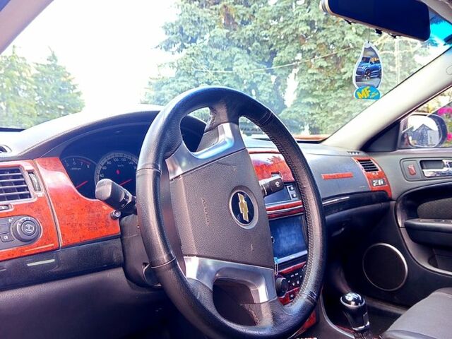 Черный Шевроле Эпика, объемом двигателя 2 л и пробегом 210 тыс. км за 4200 $, фото 4 на Automoto.ua