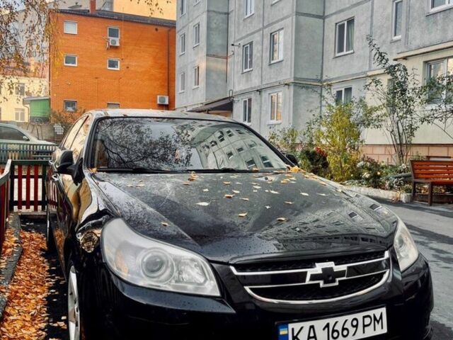 Черный Шевроле Эпика, объемом двигателя 2 л и пробегом 207 тыс. км за 4700 $, фото 1 на Automoto.ua