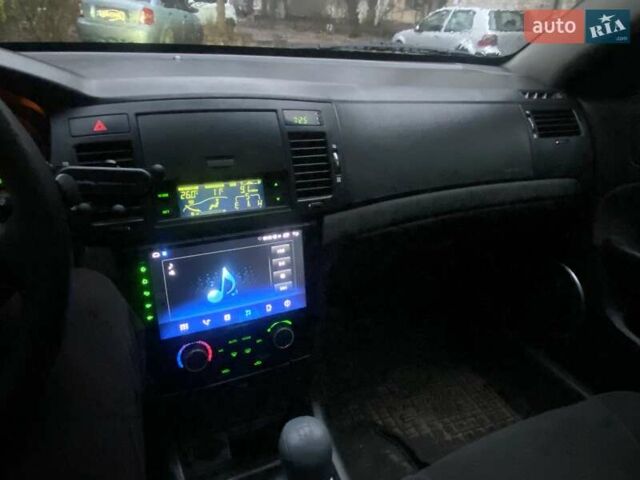 Чорний Шевроле Епіка, об'ємом двигуна 1.99 л та пробігом 250 тис. км за 4500 $, фото 7 на Automoto.ua