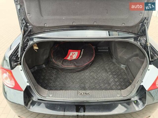 Черный Шевроле Эпика, объемом двигателя 1.99 л и пробегом 162 тыс. км за 5299 $, фото 20 на Automoto.ua