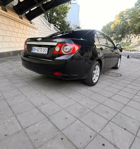 Черный Шевроле Эпика, объемом двигателя 2 л и пробегом 331 тыс. км за 4400 $, фото 4 на Automoto.ua