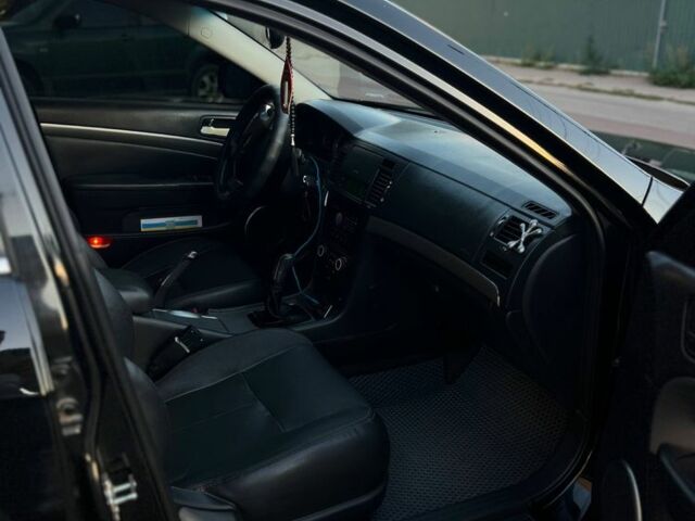 Черный Шевроле Эпика, объемом двигателя 2 л и пробегом 207 тыс. км за 4700 $, фото 3 на Automoto.ua