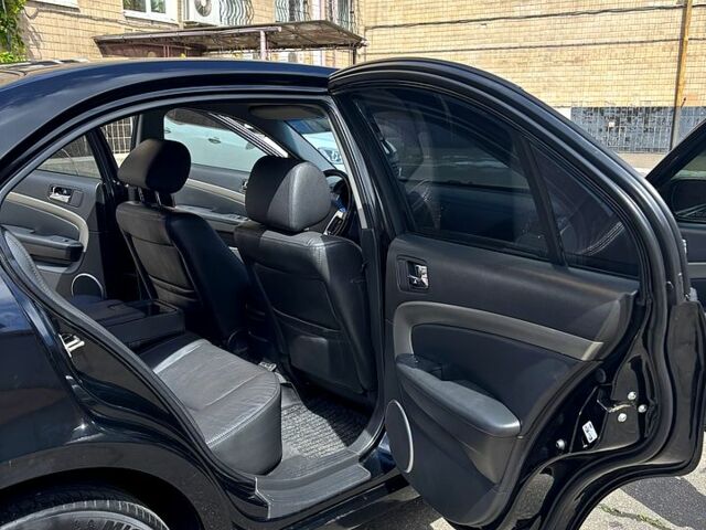 Черный Шевроле Эпика, объемом двигателя 2.5 л и пробегом 230 тыс. км за 6500 $, фото 5 на Automoto.ua