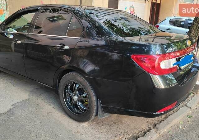 Черный Шевроле Эпика, объемом двигателя 2.5 л и пробегом 113 тыс. км за 8000 $, фото 2 на Automoto.ua