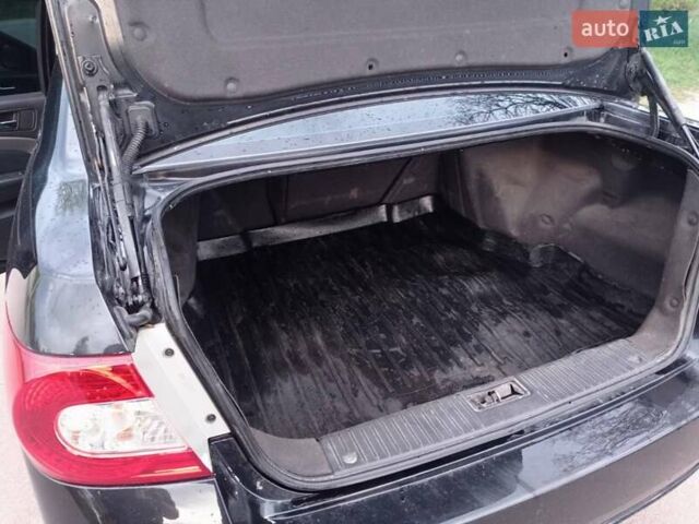 Чорний Шевроле Епіка, об'ємом двигуна 2.5 л та пробігом 259 тис. км за 5200 $, фото 10 на Automoto.ua
