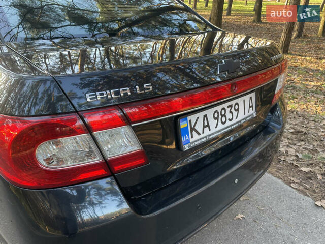 Черный Шевроле Эпика, объемом двигателя 2 л и пробегом 190 тыс. км за 4950 $, фото 30 на Automoto.ua