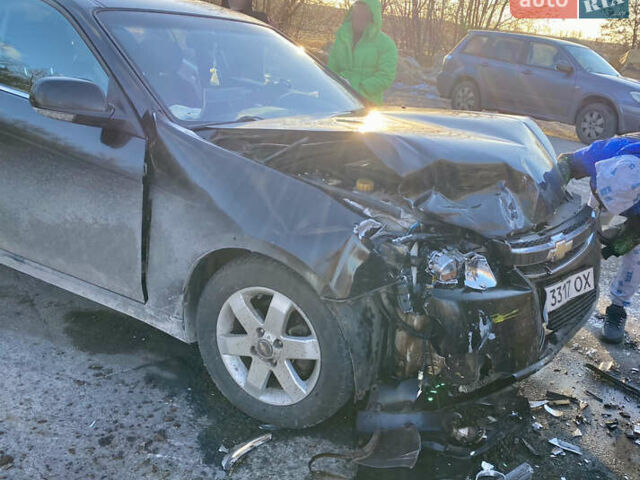 Шевроле Эпика 2008 в Кривом Роге на Automoto.ua Черный Шевроле Эпика, объемом двигателя 1.99 л и пробегом 245 тыс. км за 2999 $, фото 2 на Automoto.ua