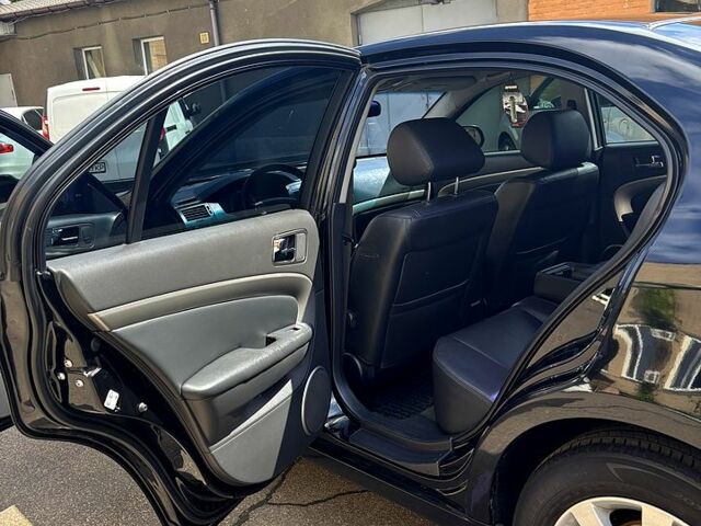 Черный Шевроле Эпика, объемом двигателя 2.5 л и пробегом 230 тыс. км за 6500 $, фото 4 на Automoto.ua