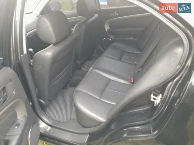 Чорний Шевроле Епіка, об'ємом двигуна 2.5 л та пробігом 190 тис. км за 5600 $, фото 10 на Automoto.ua