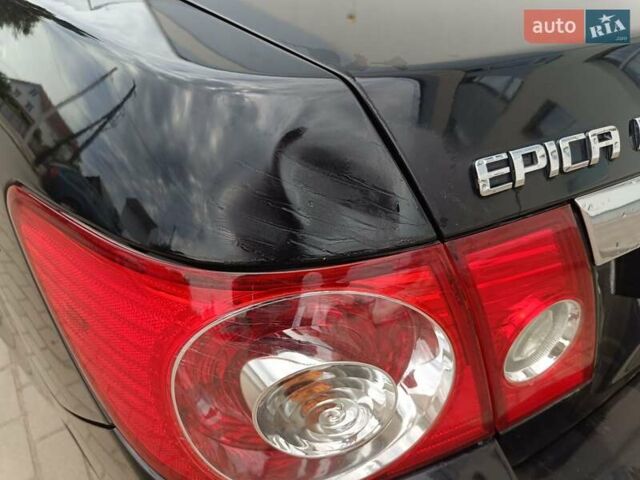 Черный Шевроле Эпика, объемом двигателя 1.99 л и пробегом 162 тыс. км за 5299 $, фото 21 на Automoto.ua