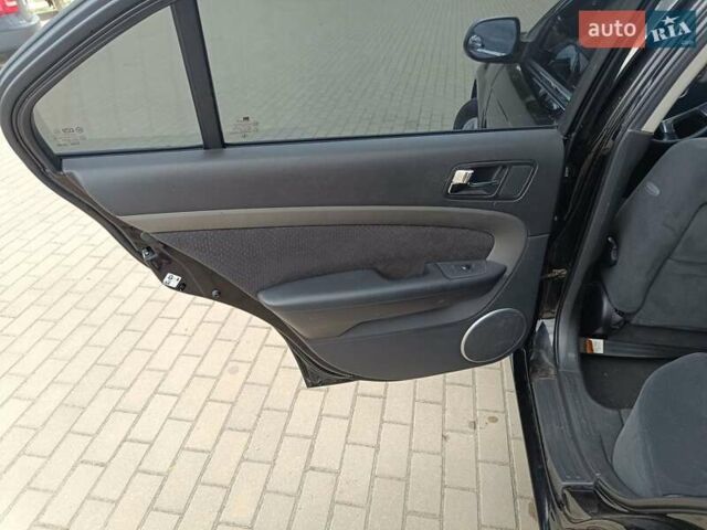 Черный Шевроле Эпика, объемом двигателя 1.99 л и пробегом 162 тыс. км за 5299 $, фото 10 на Automoto.ua