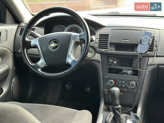 Черный Шевроле Эпика, объемом двигателя 2 л и пробегом 230 тыс. км за 4700 $, фото 26 на Automoto.ua