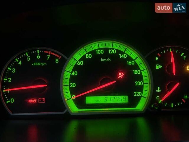 Чорний Шевроле Епіка, об'ємом двигуна 1.99 л та пробігом 250 тис. км за 4500 $, фото 6 на Automoto.ua