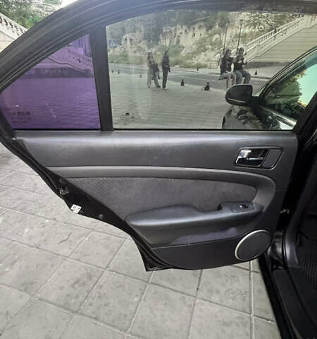 Черный Шевроле Эпика, объемом двигателя 2 л и пробегом 331 тыс. км за 4400 $, фото 19 на Automoto.ua