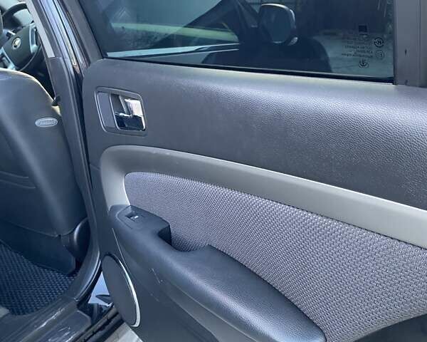 Черный Шевроле Эпика, объемом двигателя 1.99 л и пробегом 234 тыс. км за 5500 $, фото 15 на Automoto.ua