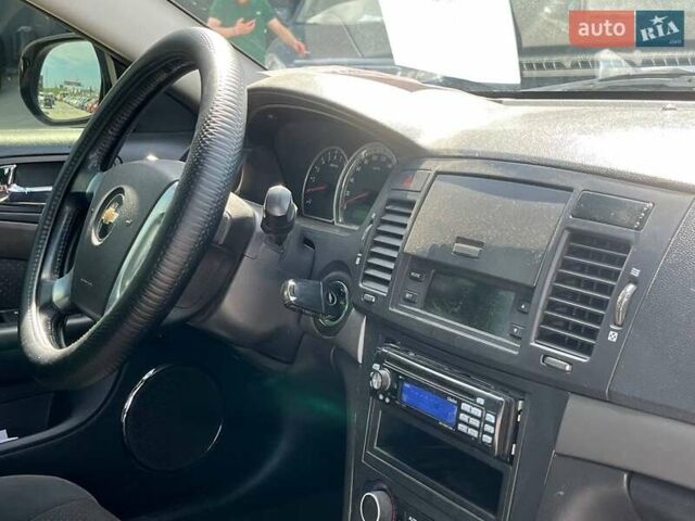 Черный Шевроле Эпика, объемом двигателя 2 л и пробегом 130 тыс. км за 4100 $, фото 5 на Automoto.ua