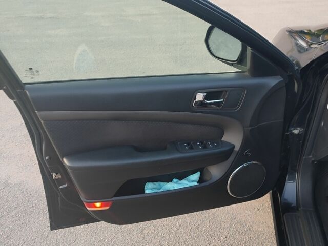 Черный Шевроле Эпика, объемом двигателя 2 л и пробегом 130 тыс. км за 5400 $, фото 12 на Automoto.ua