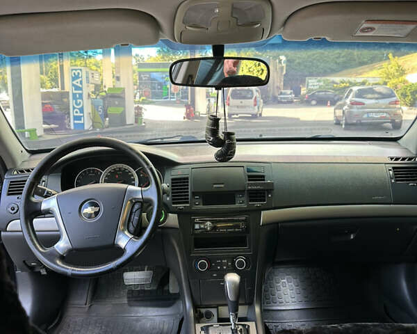 Чорний Шевроле Епіка, об'ємом двигуна 2.49 л та пробігом 210 тис. км за 5900 $, фото 11 на Automoto.ua