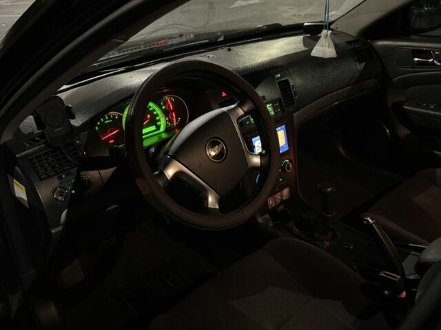 Шевроле Эпика 2009 в Одессе на Automoto.ua Черный Шевроле Эпика, объемом двигателя 2 л и пробегом 208 тыс. км за 4850 $, фото 10 на Automoto.ua