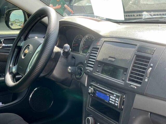 Черный Шевроле Эпика, объемом двигателя 2 л и пробегом 130 тыс. км за 3980 $, фото 5 на Automoto.ua