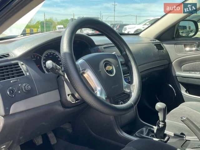 Черный Шевроле Эпика, объемом двигателя 2 л и пробегом 130 тыс. км за 4100 $, фото 22 на Automoto.ua