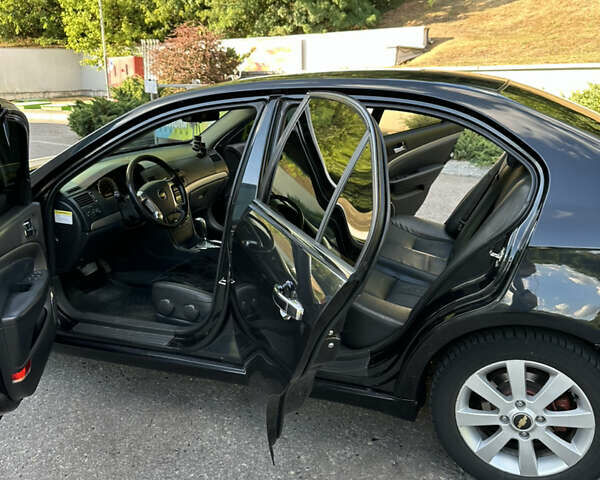 Чорний Шевроле Епіка, об'ємом двигуна 2.49 л та пробігом 210 тис. км за 5900 $, фото 19 на Automoto.ua