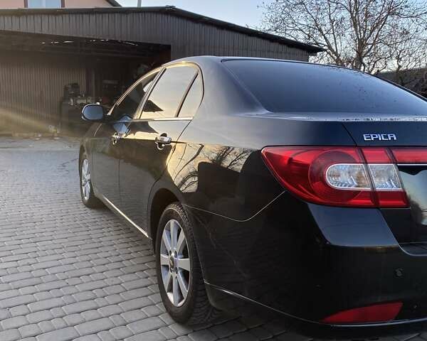 Черный Шевроле Эпика, объемом двигателя 1.99 л и пробегом 234 тыс. км за 5500 $, фото 3 на Automoto.ua