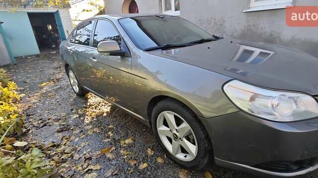 Коричневий Шевроле Епіка, об'ємом двигуна 1.99 л та пробігом 176 тис. км за 6000 $, фото 1 на Automoto.ua